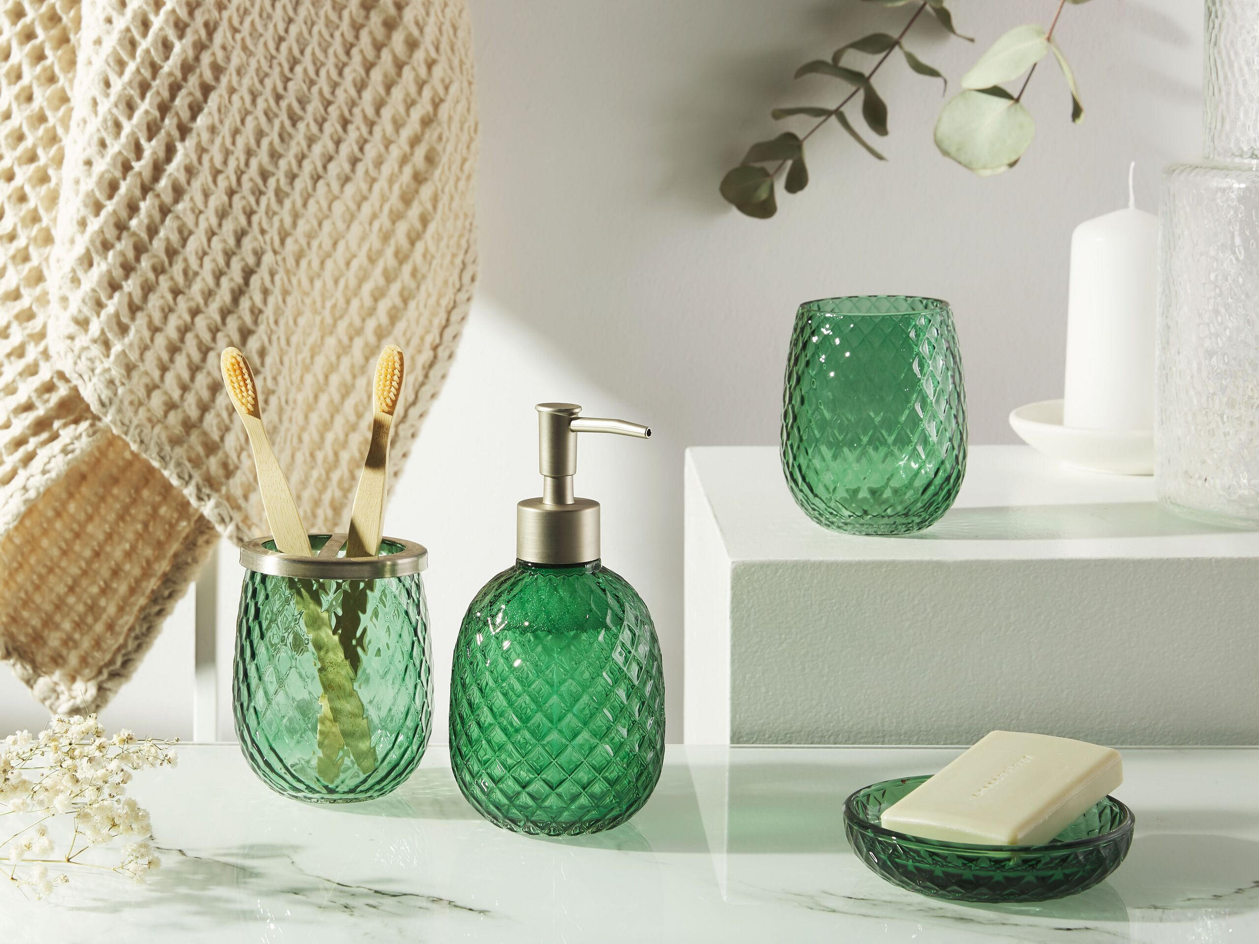 BADEZIMMER Set 4-teilig Glas grün Canoa - Silberfarben/Grün, Glas (11/17/11cm) - Beliani