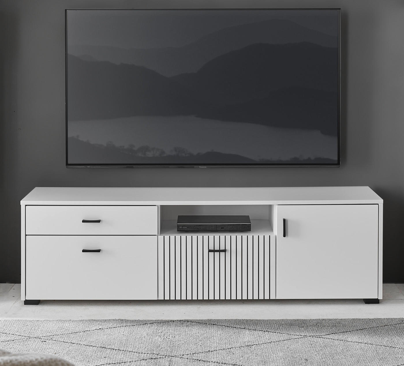 TV-LOWBOARD weiß matt, TV Unterteil 150 x 44 cm - Schwarz/Weiß, Holzwerkstoff/Kunststoff (150/44/42cm) - Furn.Design