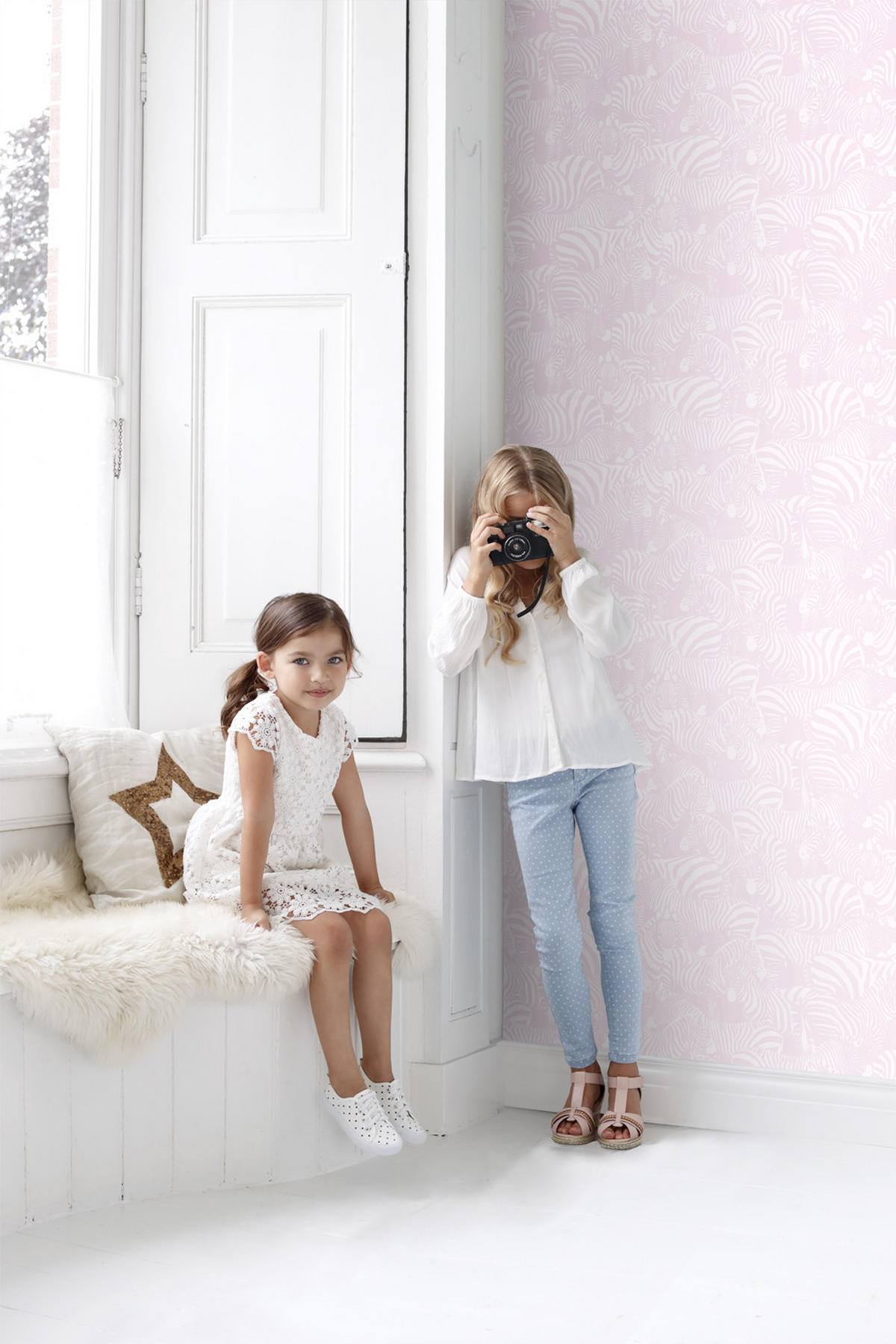 TAPETE Zebras 53 cm x 10.05 m - Pink, Papier (53/1000cm) - Origin Wallcoverings