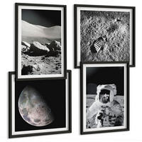 BILDER SET 4er Set - 50x50 cm & 40x60 cm Schwarzer Rahmen - Fußabdruck eines Astronauten auf dem Mond - Schwarz, Kunststoff (50/50cm) - TULUP