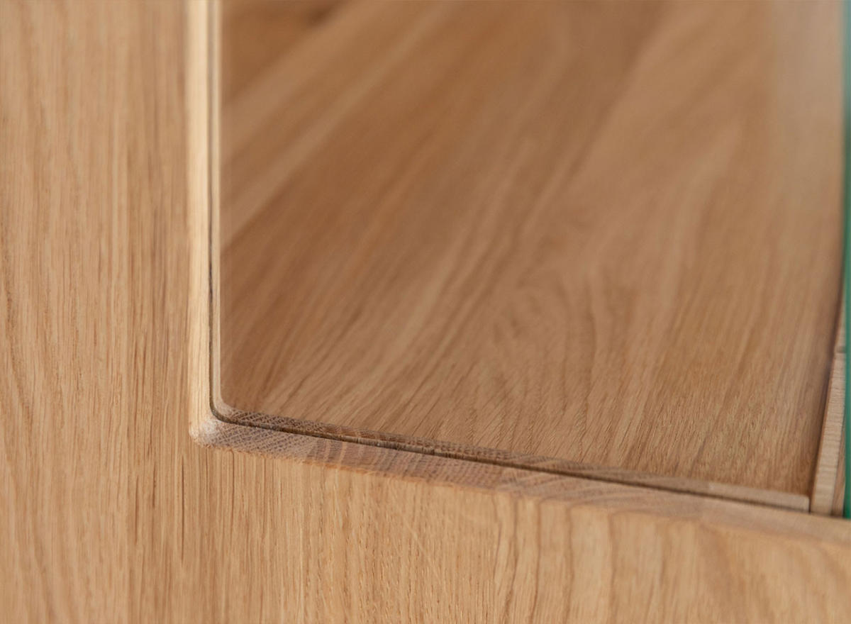 VITRINE Tirano Eiche Natur / Lamellen schwarz 83 / 39 / 147cm - Eichefarben/Schwarz, Holz/Metall (83/147/39cm) - Feldmann-Wohnen