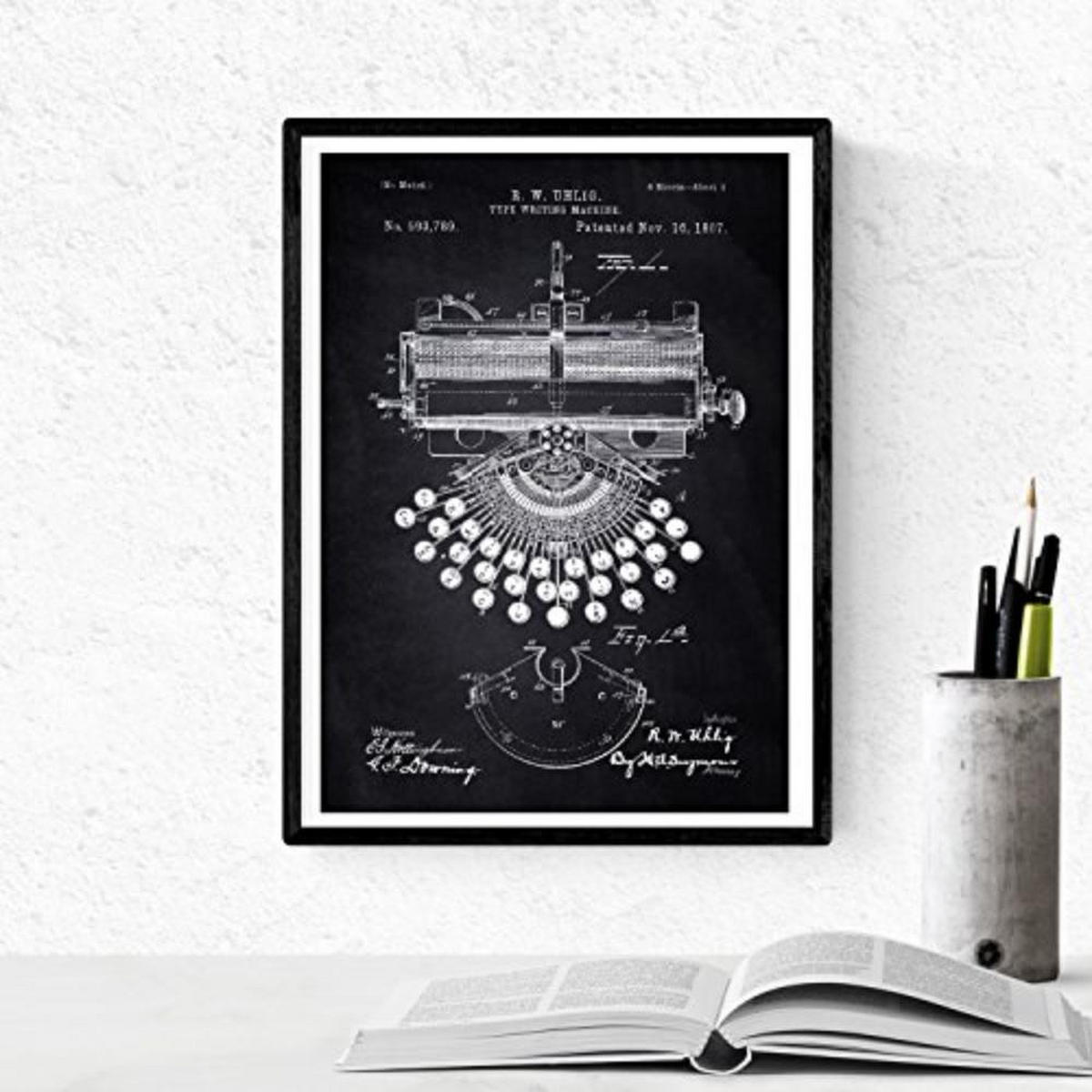 POSTER Set mit 4 SCHWARZ PATENTEN Schreibmaschinen A4 Schwarzer Rahmen - Schwarz, Papier (29.7/3cm) - Nacnic