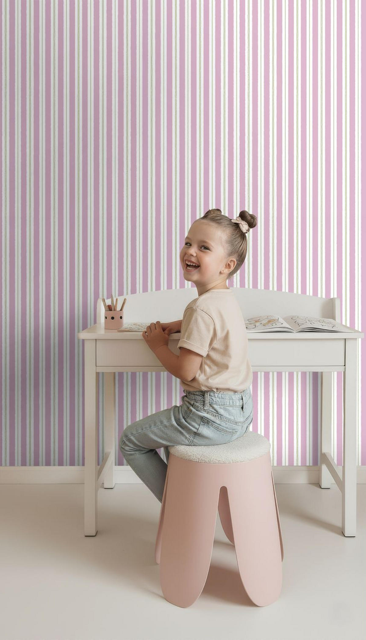 TAPETE Streifen 50 x 900 cm - Lila, Papier (50/0.1cm) - ESTAhome