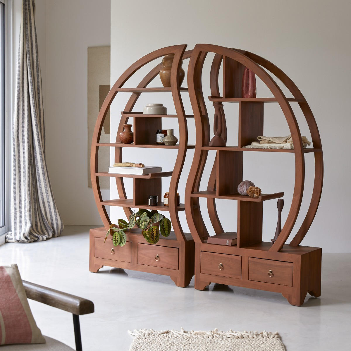 BÜCHERREGAL Ying Yang Natur aus Teak - Naturfarben, Holz (155/155/30cm) - Tikamoon