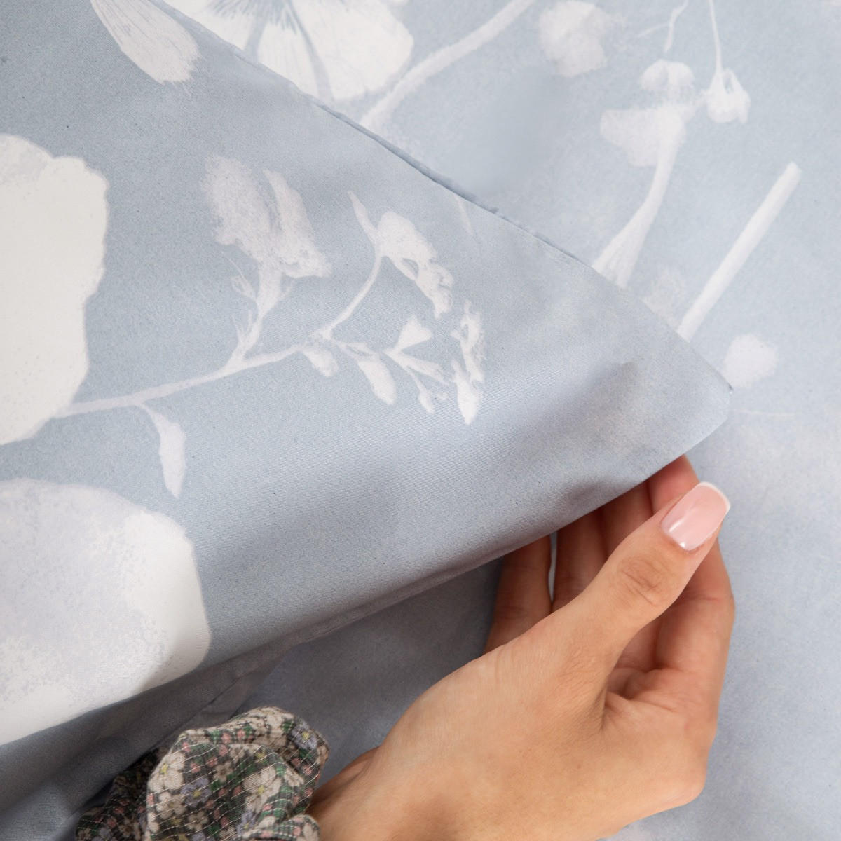 BETTWÄSCHE Blossom Mikrofaser blau 160/200 cm - Blau, Textil (160/200cm) - Homla