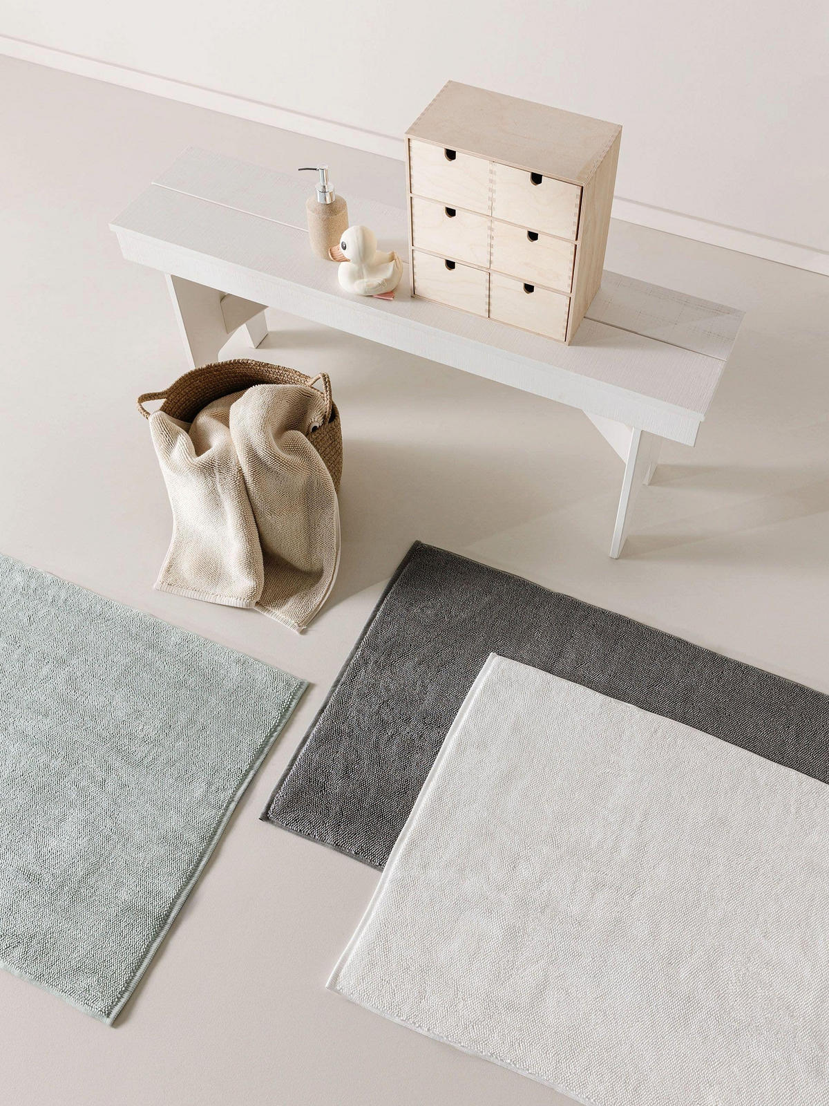 BADEMATTE Ole Anthrazit 70x120 cm - Anthrazit, Textil (70/120cm) - benuta Nest