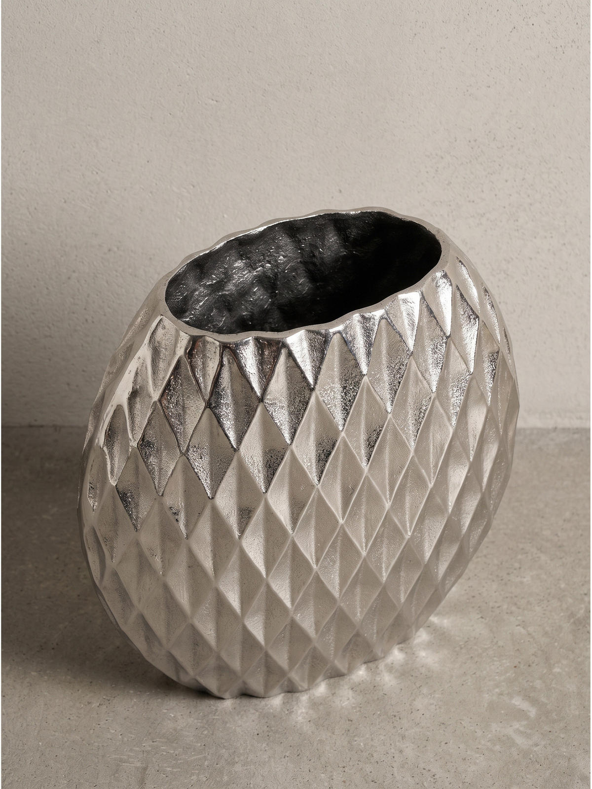 TISCHVASE BERLENGA, Aluminium, handgefertigt, Silber, 33,5 x 12,5 x 32 cm - Silberfarben, Metall (32cm) - KADIMA DESIGN