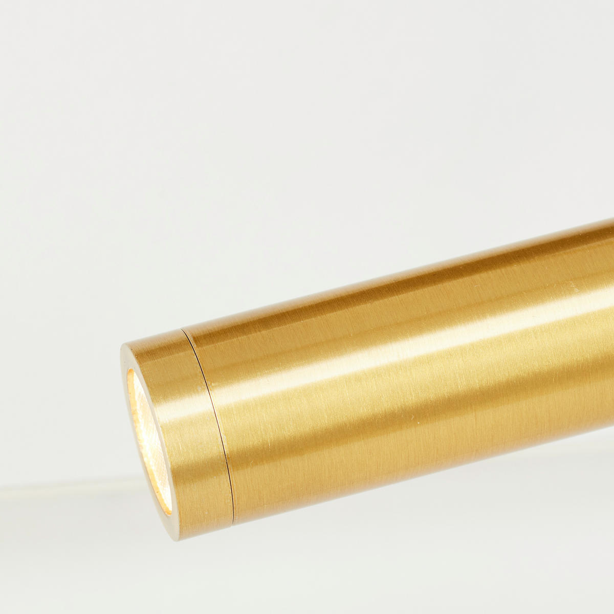 WANDSPOT Jutta G99947/86 - Schwarz, Metall (14/41.6/14cm) - Brilliant