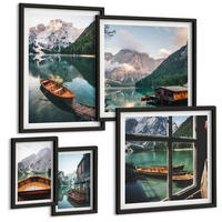 BILDER SET 5er Set - 50x50 cm & 20x30 cm & 40x60 cm Schwarzer Rahmen - See, Berge, Boote, Hütte, Fenster - Schwarz, Kunststoff (40/60cm) - TULUP