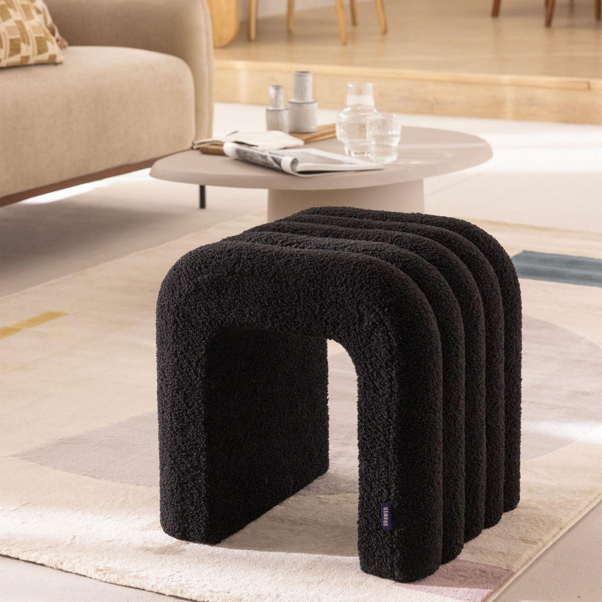 POLSTERHOCKER aus Boucle-Stoff - MUI - Schwarz - Schwarz, Textil (41/42/35cm) - Drawer