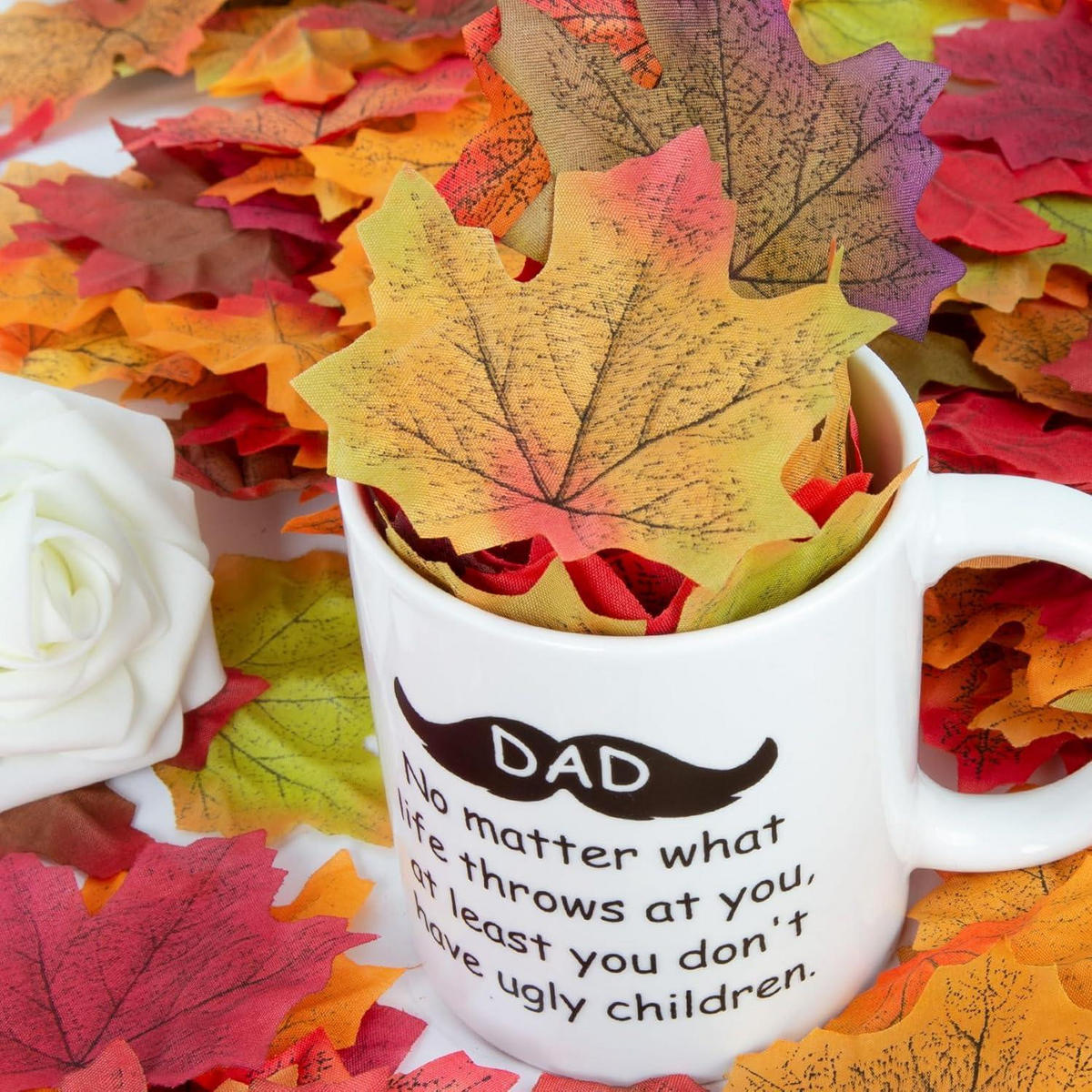 HERBSTDEKO 600 Stück künstliche Ahornblätter 8 cm gemischte Farben - Multicolor, Kunststoff (2.5cm)