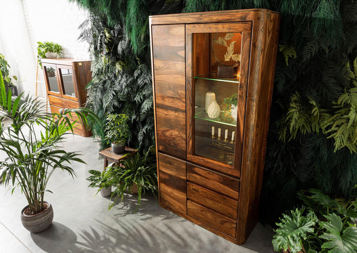 VITRINE Sheesham 109x40x202 walnuss gewachst TORONTO #211 - Walnussfarben, Holzwerkstoff (109/202/40cm) - Massivmoebel24