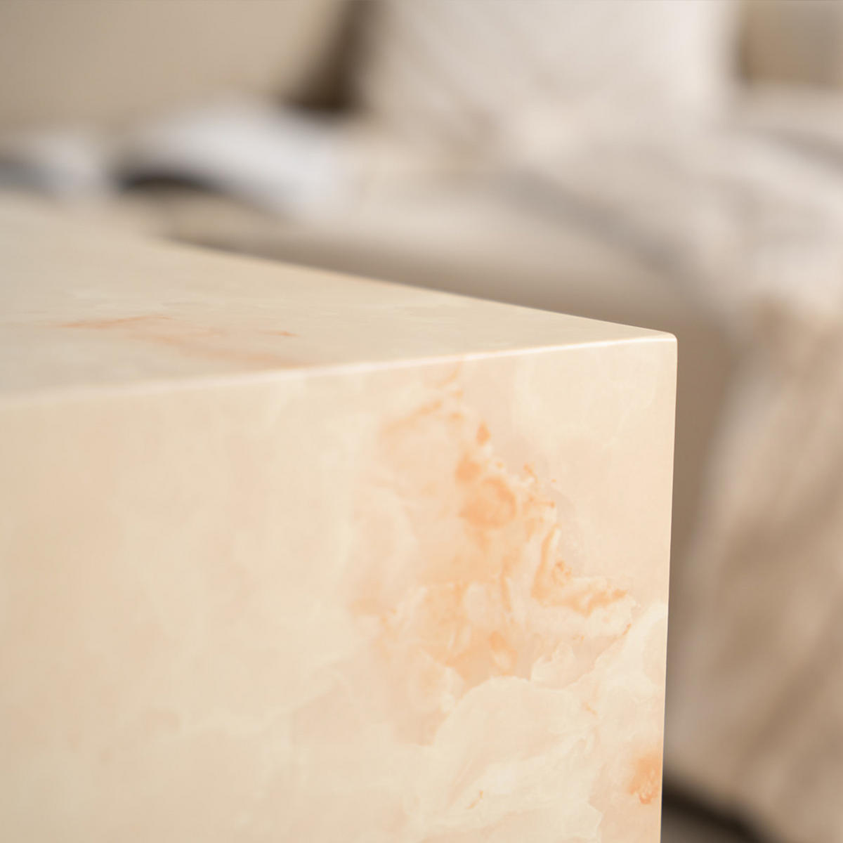 COUCHTISCH AMIRI M - Sandstein, 50 x 50 x 50 cm - Beige, Holzwerkstoff/Textil (50/50/50cm) - Home Deluxe