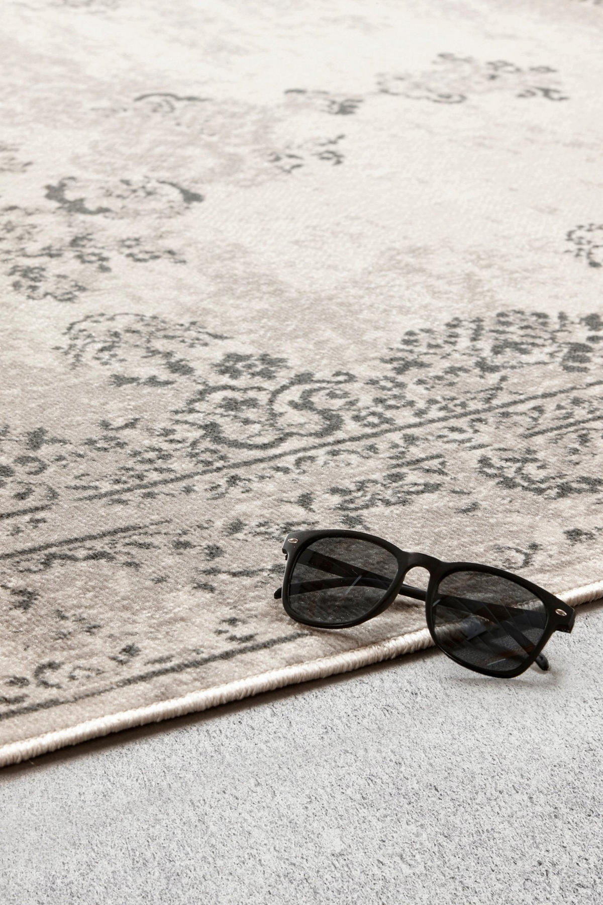 DESIGN Teppich im Vintage Stil Grau - Grau, Textil (120/170cm) - AFK Living