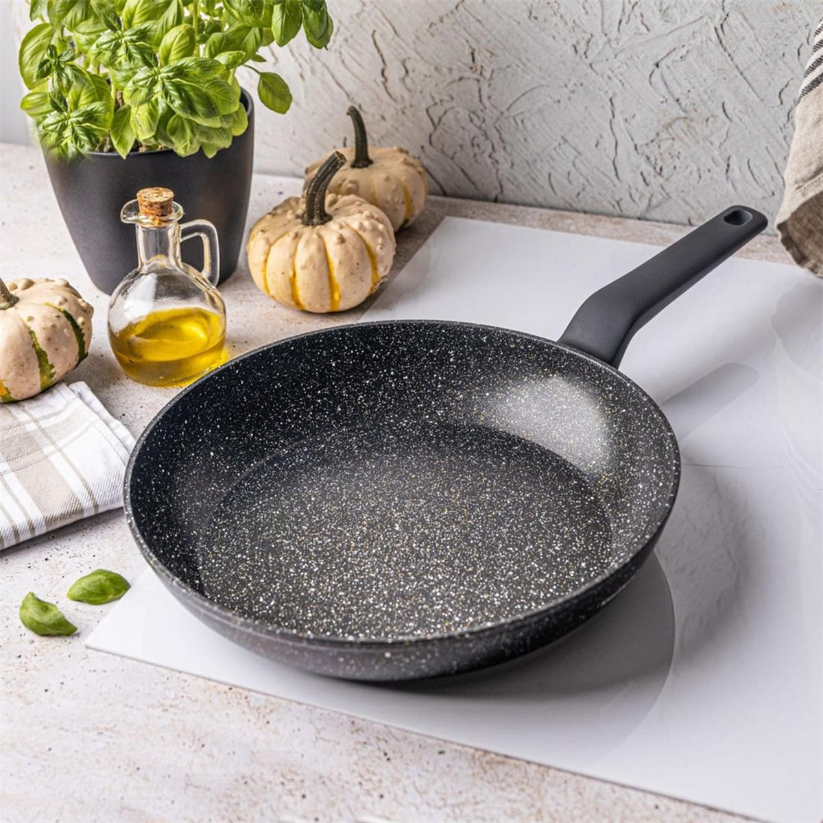 BRATPFANNE mit Marmorbeschichtung 28cm KB7665 - Schwarz, Metall (28cm) - Klausberg 