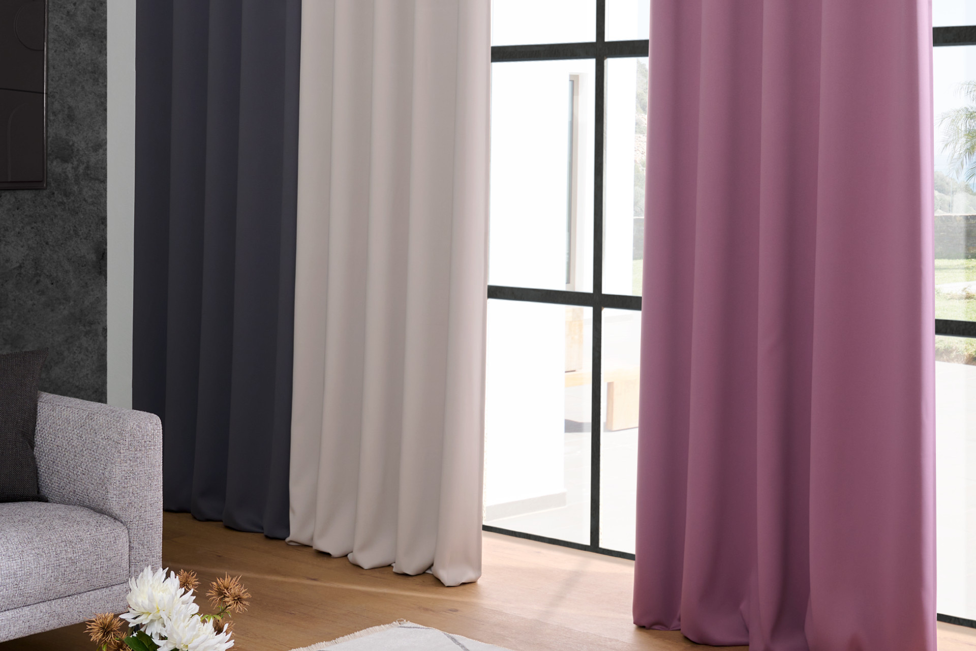 Vorhänge in Überlänge in den Farben lila, grau und weiß