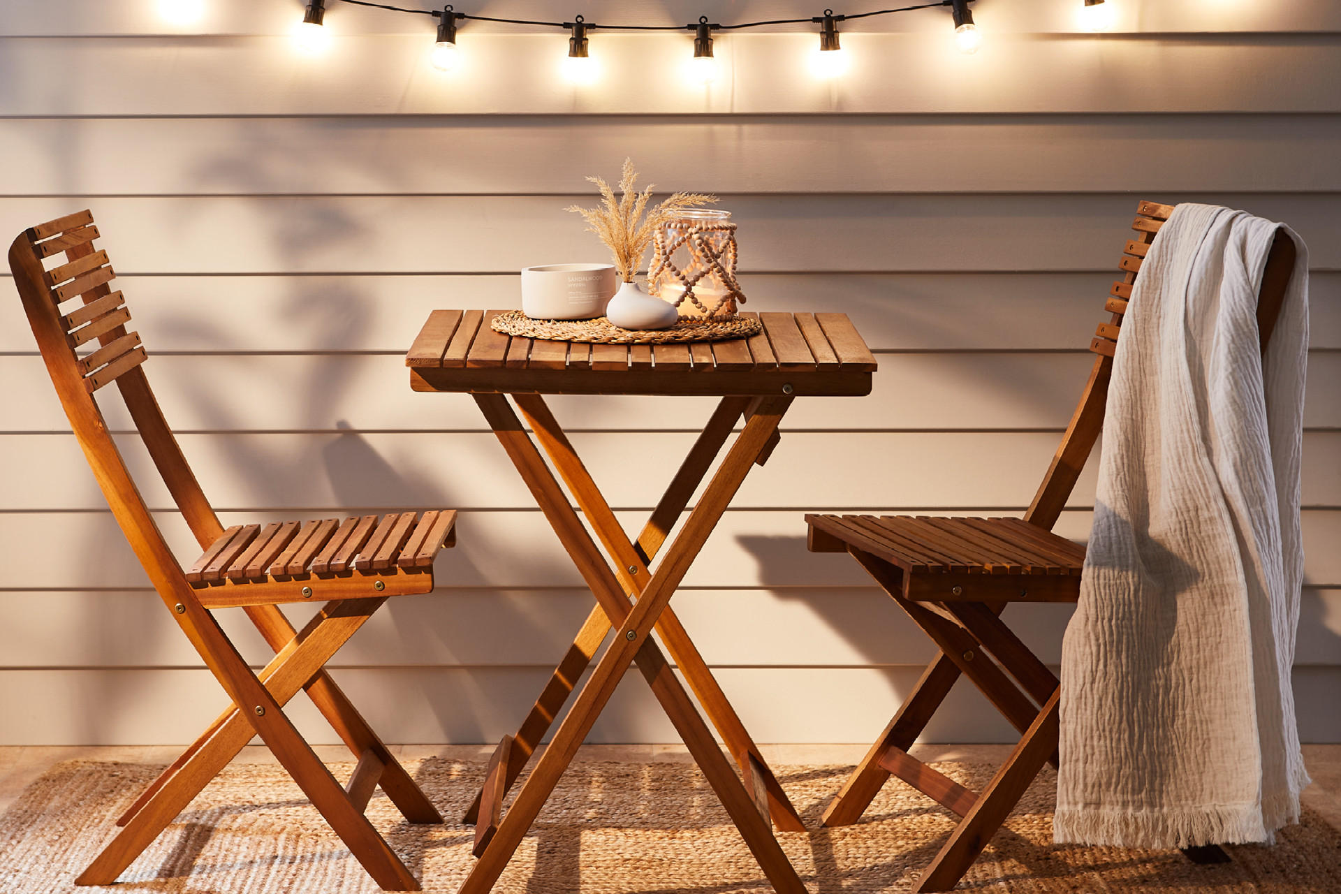 Dřevěný skládací nábytek na balkon