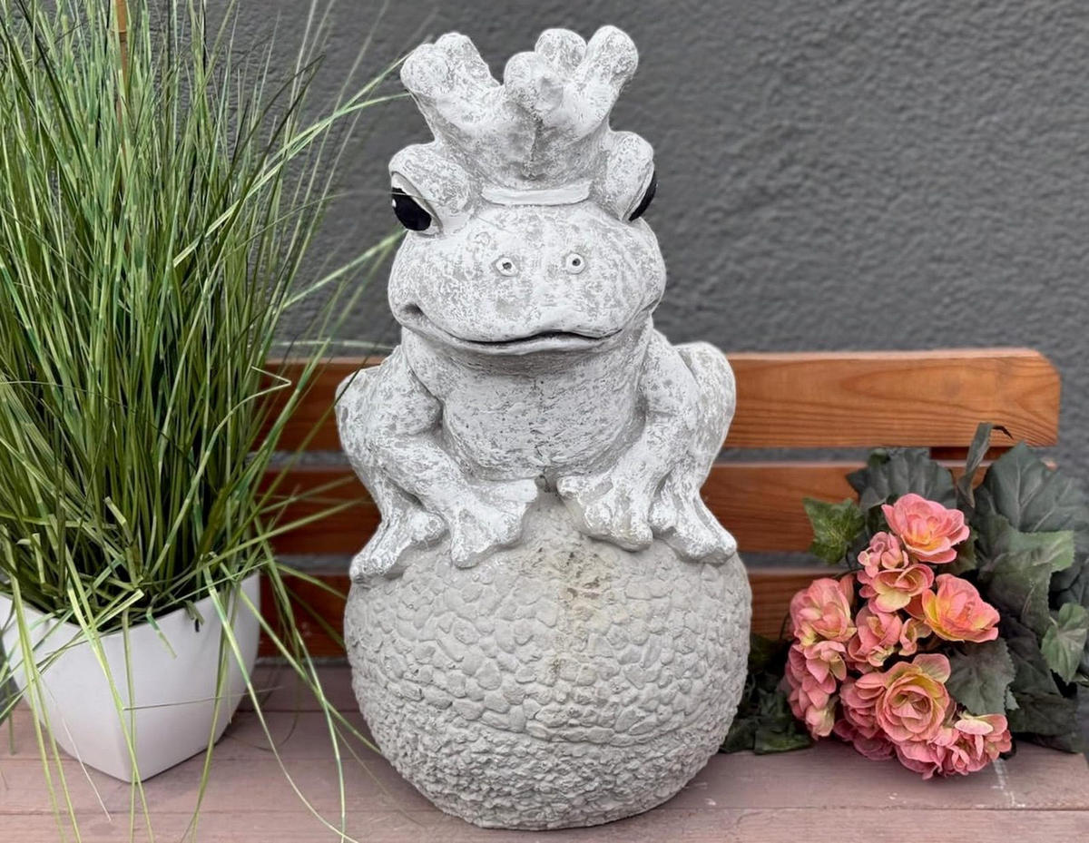 STEINFIGUR Froschkönig, massiver Steinguss, frostsicher - Grau, Stein (26/47/26cm) - stoneandstyle
