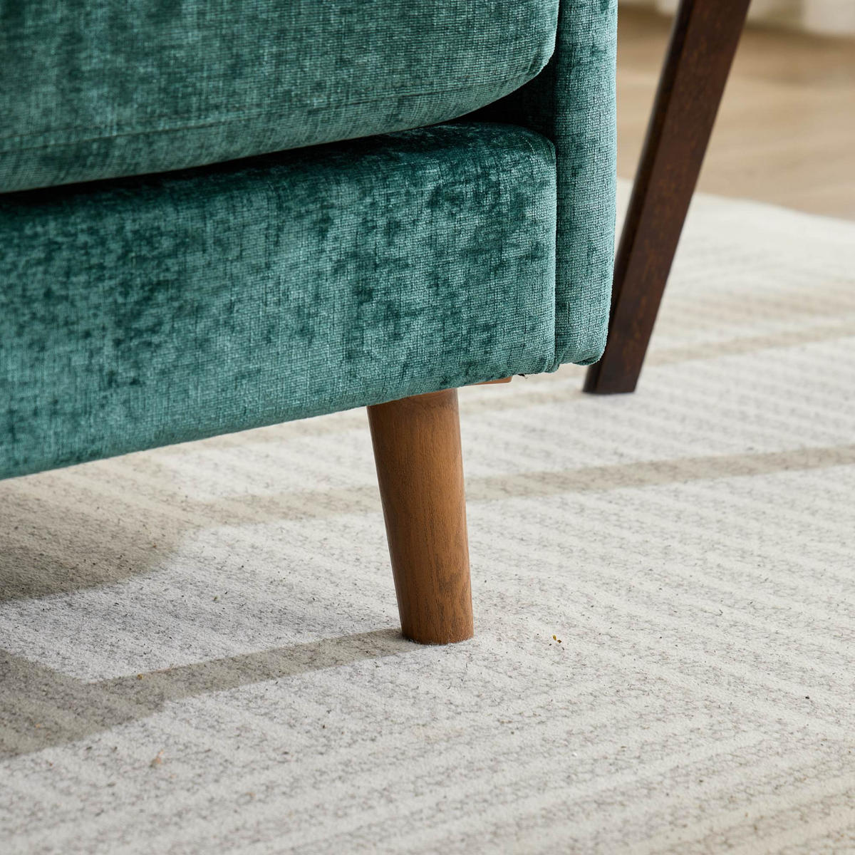2-SITZER-SOFA aus smaragdgrünem Chenille, kompakt und platzsparend - Grün, Textil (70/85/124cm) - Urban Meuble