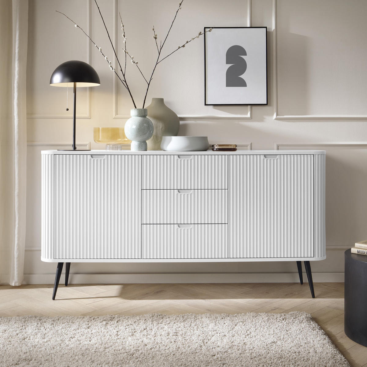 KOMMODE PORTO (Oval, Rillenfront, Weiß Matt, Schwarze Füße) - Schwarz/Weiß, Holz/Holzwerkstoff (168/87/39cm) - Ravio