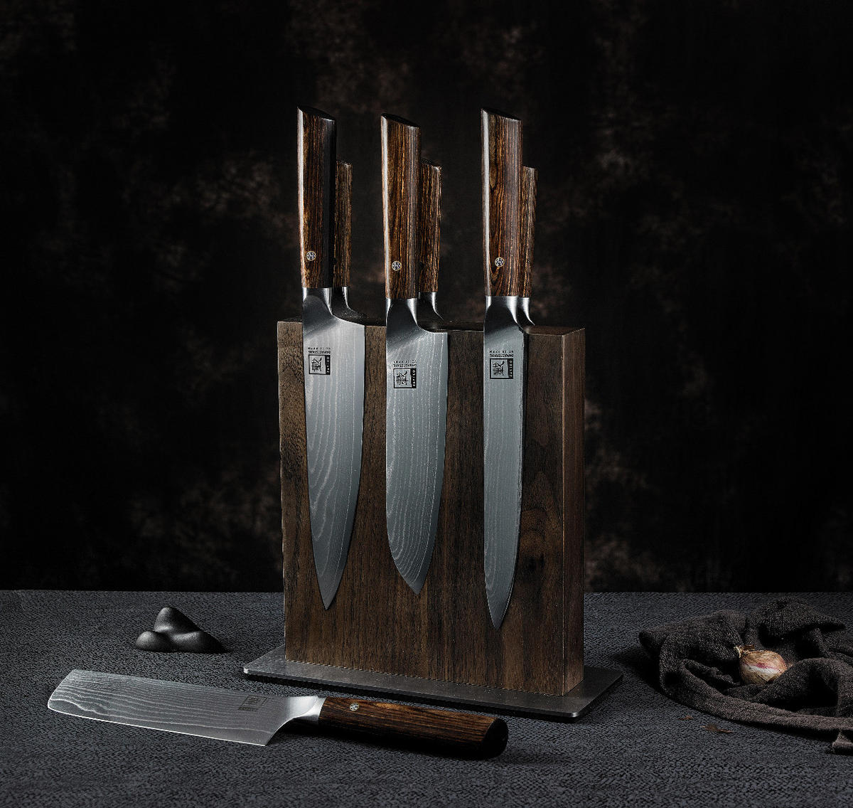 MAGNET-MESSERBLOCK - Nussbaumfarben, Holz (25/9.9/24.5cm) - Zayiko