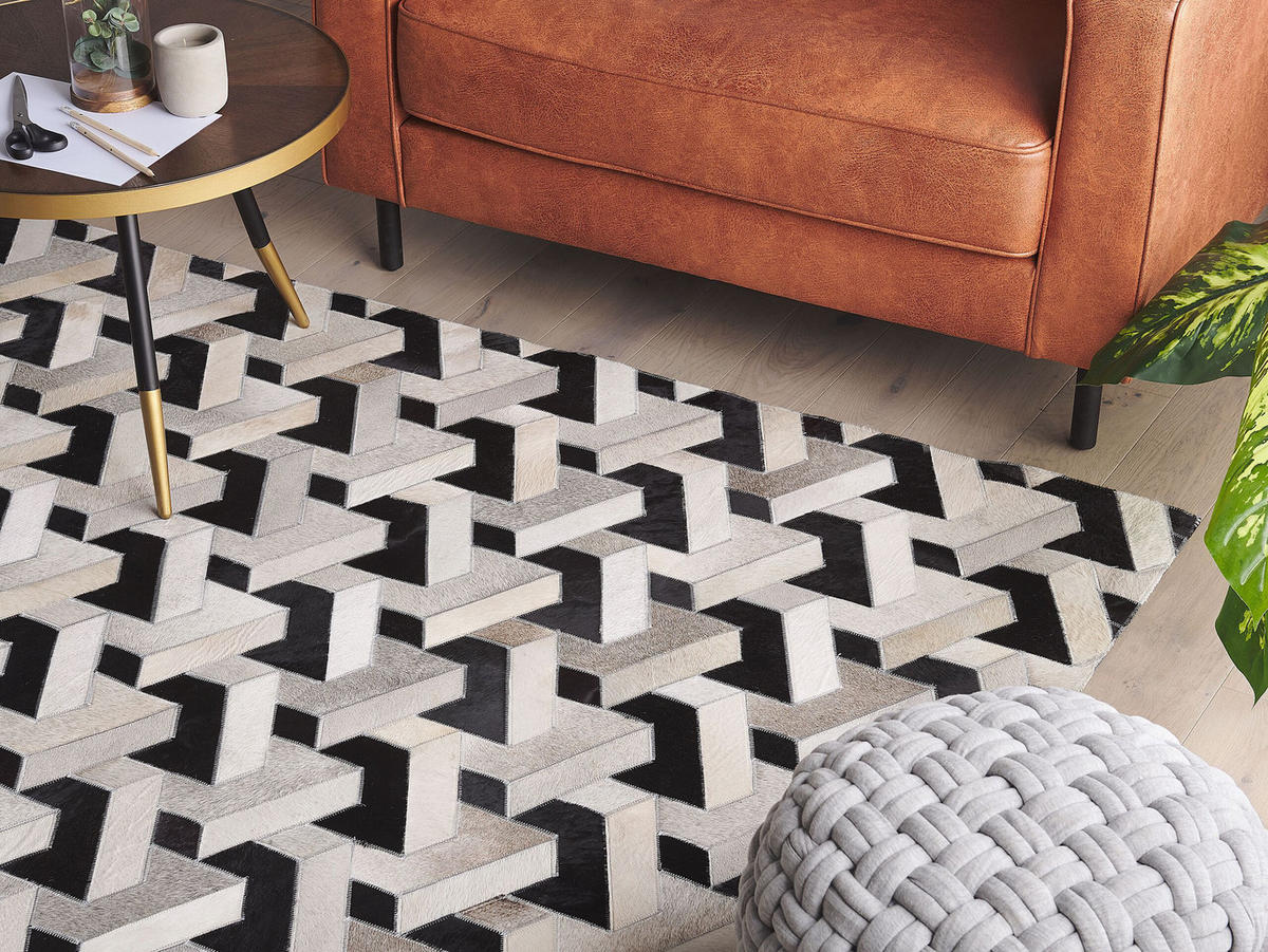 PATCHWORK-TEPPICH Narman 200/140 cm - Schwarz, Fell (140/200cm) - Beliani