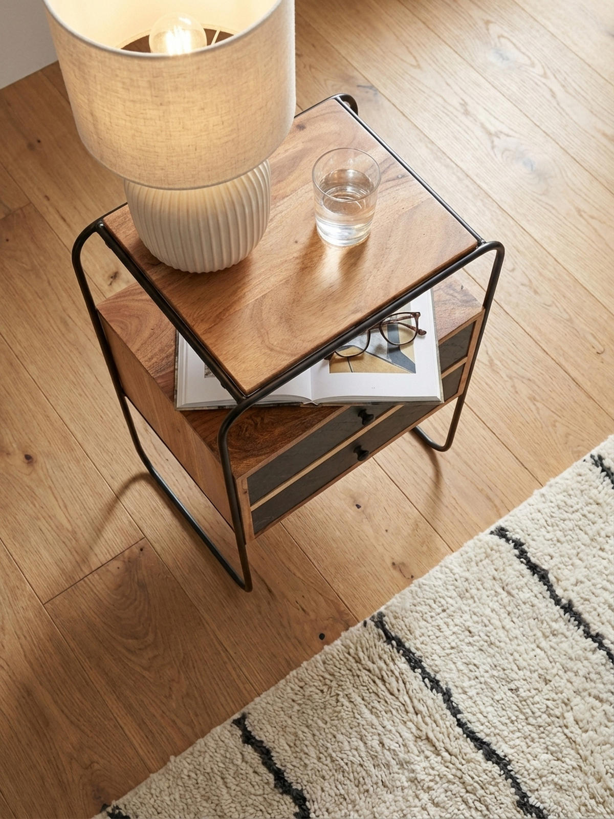 NACHTTISCH Massivholz Steinoptik 2 Schubladen Ablage Metallgestell, Akazie 40x30x60 cm - Schwarz/Akaziefarben, Holz/Metall (40/60/30cm) - KADIMA DESIGN