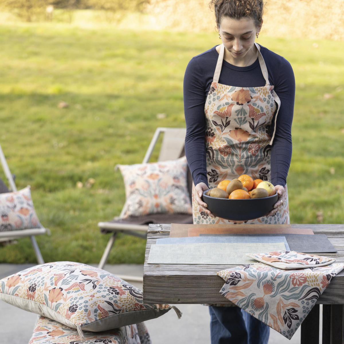 KÜCHENSCHÜRZE MIT TASCHE Youri multico 72 x 85 cm - Multicolor, Textil (72/85cm) - Winkler