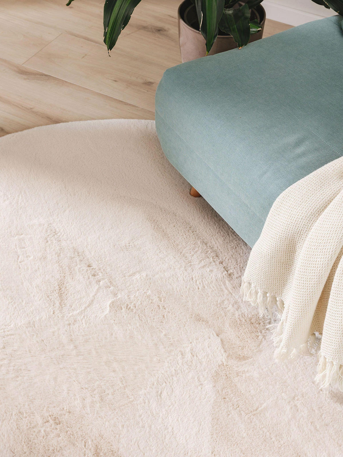 KUNSTFELLTEPPICH Furry Beige ø 80 cm rund - Beige, Kunststoff (80/80cm) - benuta