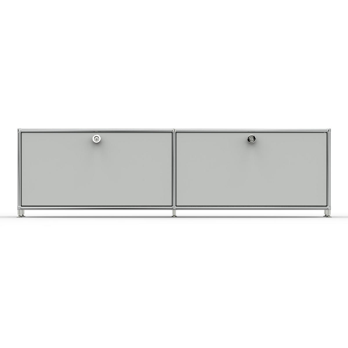 TV Board mit 2 Klappen & Schloss, Breite 152 cm, Lichtgrau - Chromfarben/Silberfarben, Metall (40/43/152.2cm) - Versee