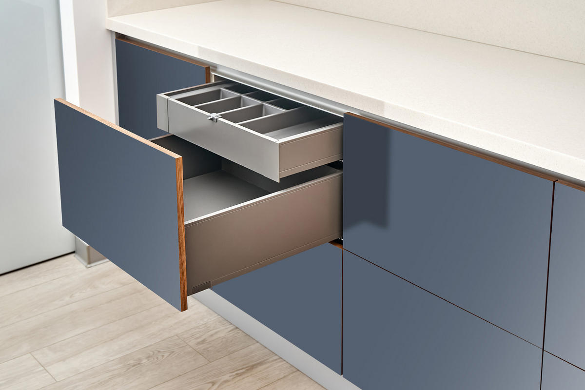 MÖBLAUFKLEBER 100x50 cm dunkelblau - Dunkelblau, Kunststoff (100/50/0.1cm) - Wallfluent