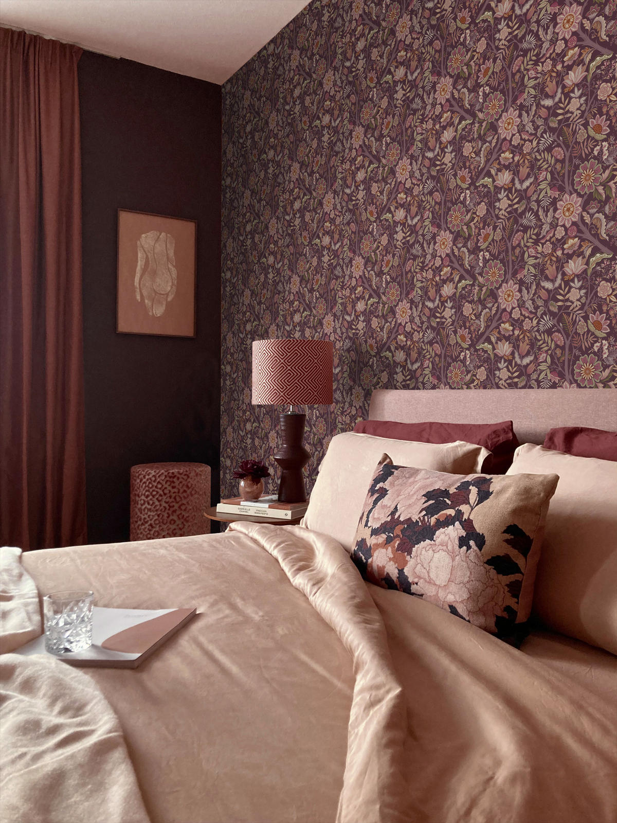 TAPETE Blumenmuster 53 cm x 10.05 m - Lila, Papier (53/1000cm) - ESTAhome