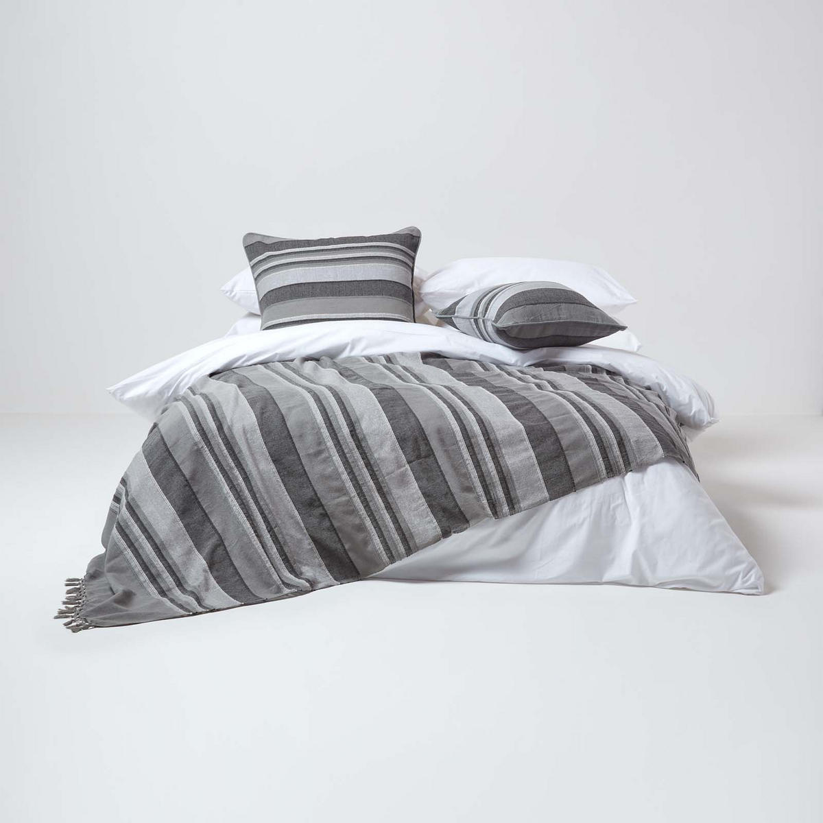 ÜBERWURF Morocco 225/255 cm, 100% Baumwolle gestreift - Grau, Textil (225/255cm) - Homescapes