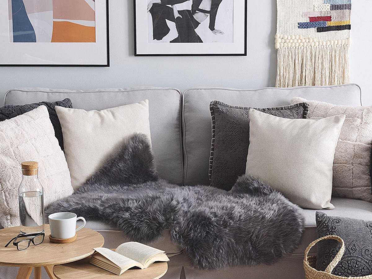 SHAGGY-SCHAFFELL Uluru 100/110/65 cm - Dunkelgrau, Fell (65/100cm) - Beliani