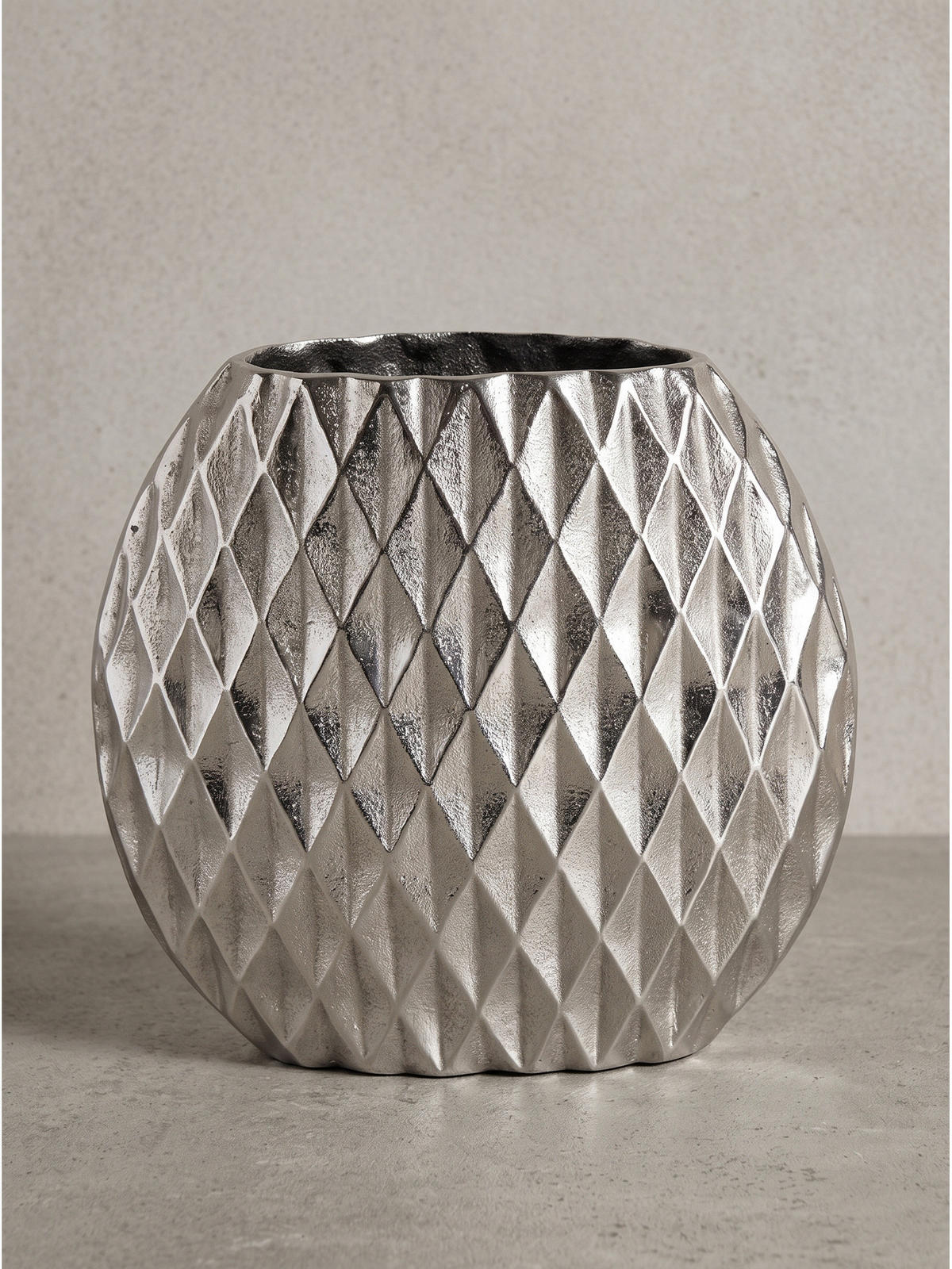 TISCHVASE BERLENGA, Aluminium, handgefertigt, Silber, 33,5 x 12,5 x 32 cm - Silberfarben, Metall (32cm) - KADIMA DESIGN