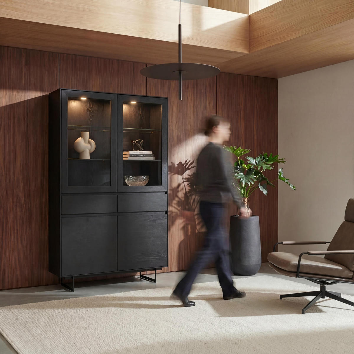 VITRINE Schwarz - Schwarz, Holz/Metall (110/190/45cm) - Furnhouse