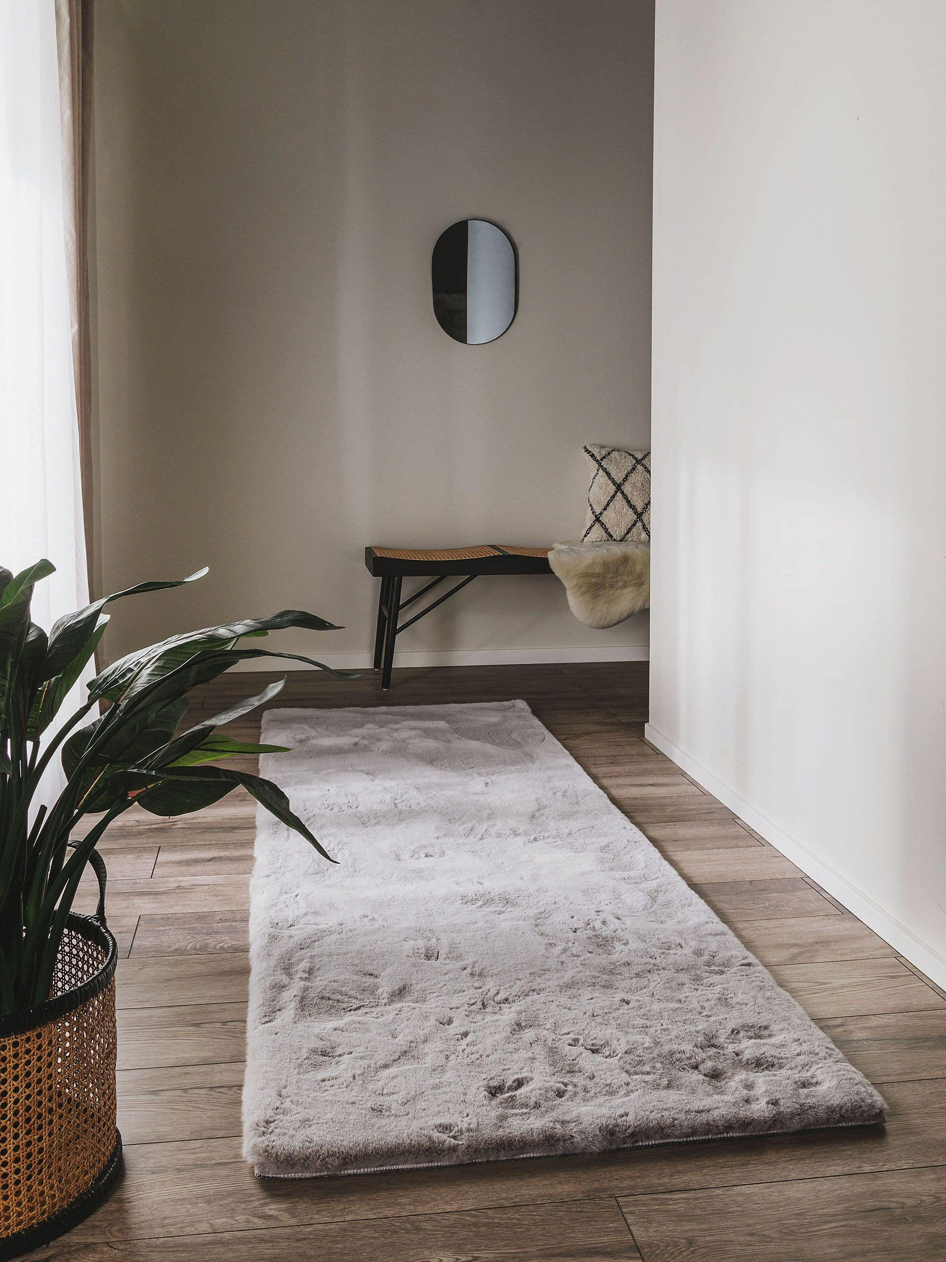 KUNSTFELL-TEPPICH Dave Grau 80x240 cm - Grau, Textil (80/240cm) - benuta Nest