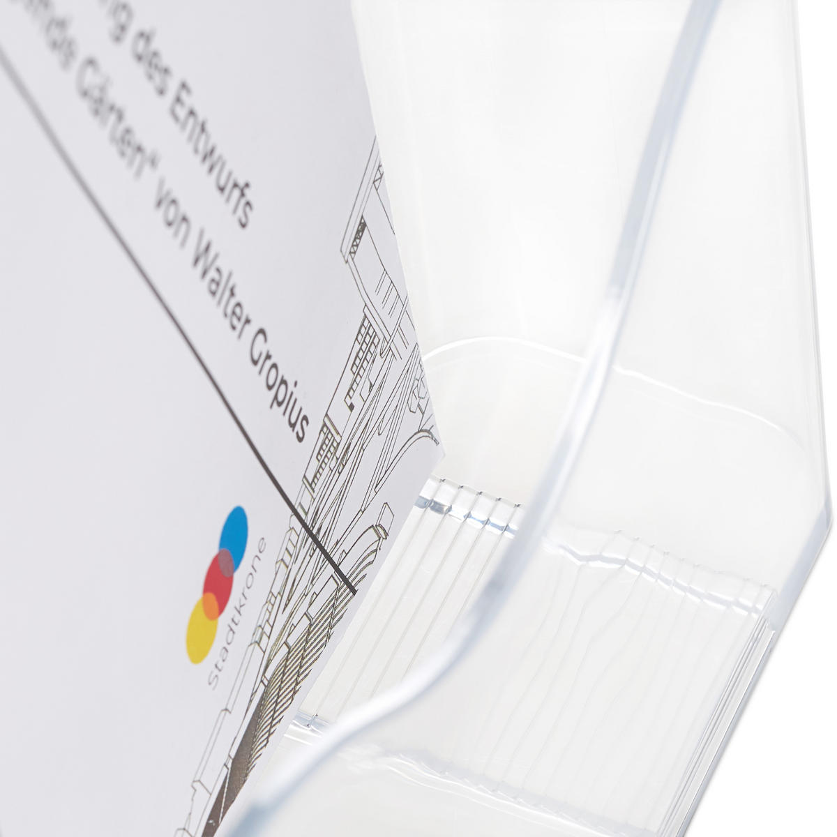 FLYER Aufsteller - Transparent, Kunststoff (17.5/20/8.5cm) - Relaxdays