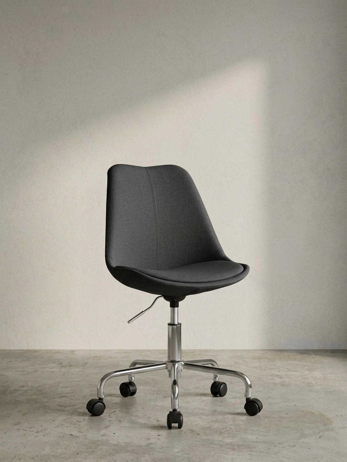 SCHALENSTUHL mit 360° Drehfunktion MESCHIO, Schwarz 65x65x94 cm - Silberfarben/Schwarz, Textil/Metall (65/94/65cm) - KADIMA DESIGN
