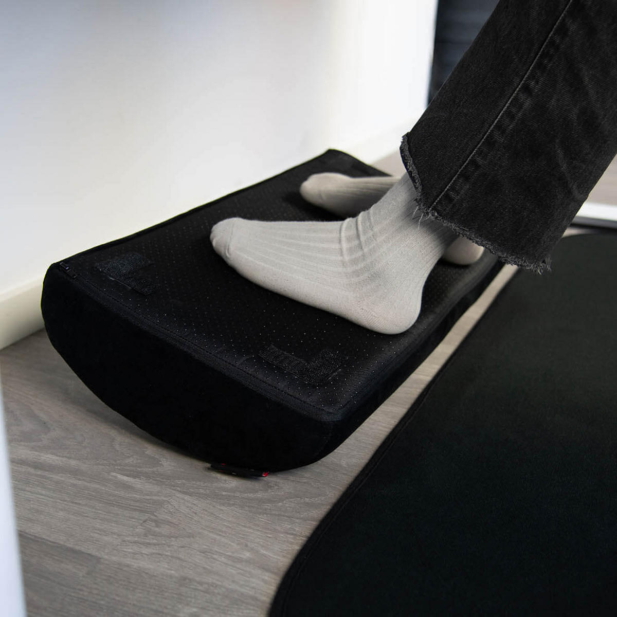 FUSSSTÜTZE Polyester-Samt Schwarz - Schwarz, Textil (60/30cm) - Arozzi