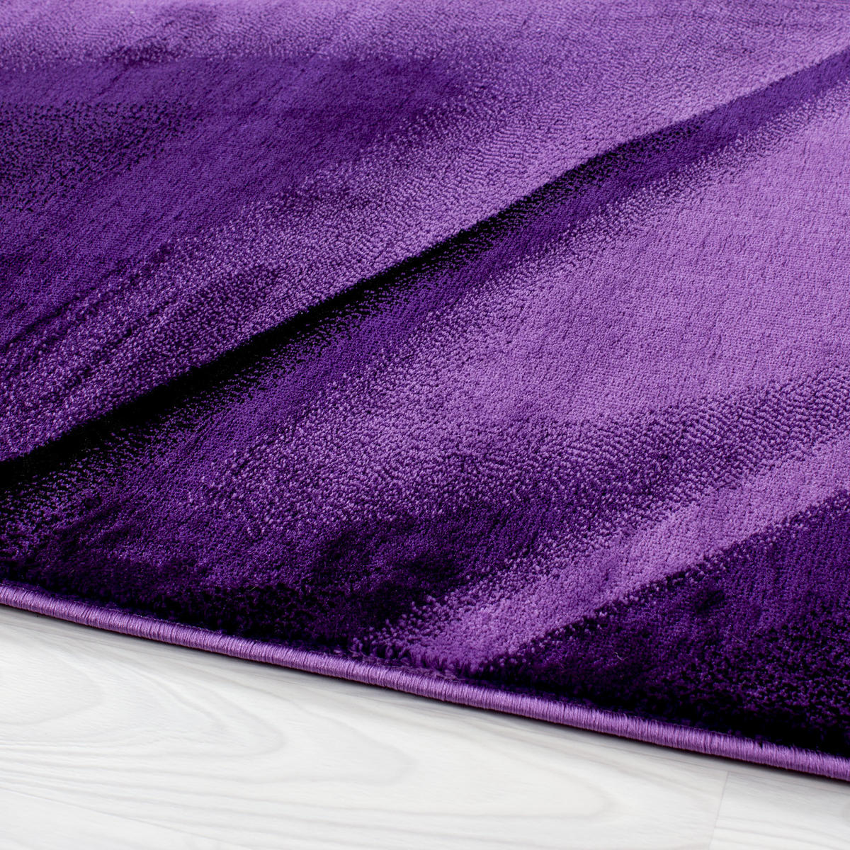TEPPICH Kurzflor Abstrakt Polypropylen saugroboter Wohnzimmer Violett Rechteckig 140x200 - Lila, Textil (140/200cm) - KADIMA DESIGN