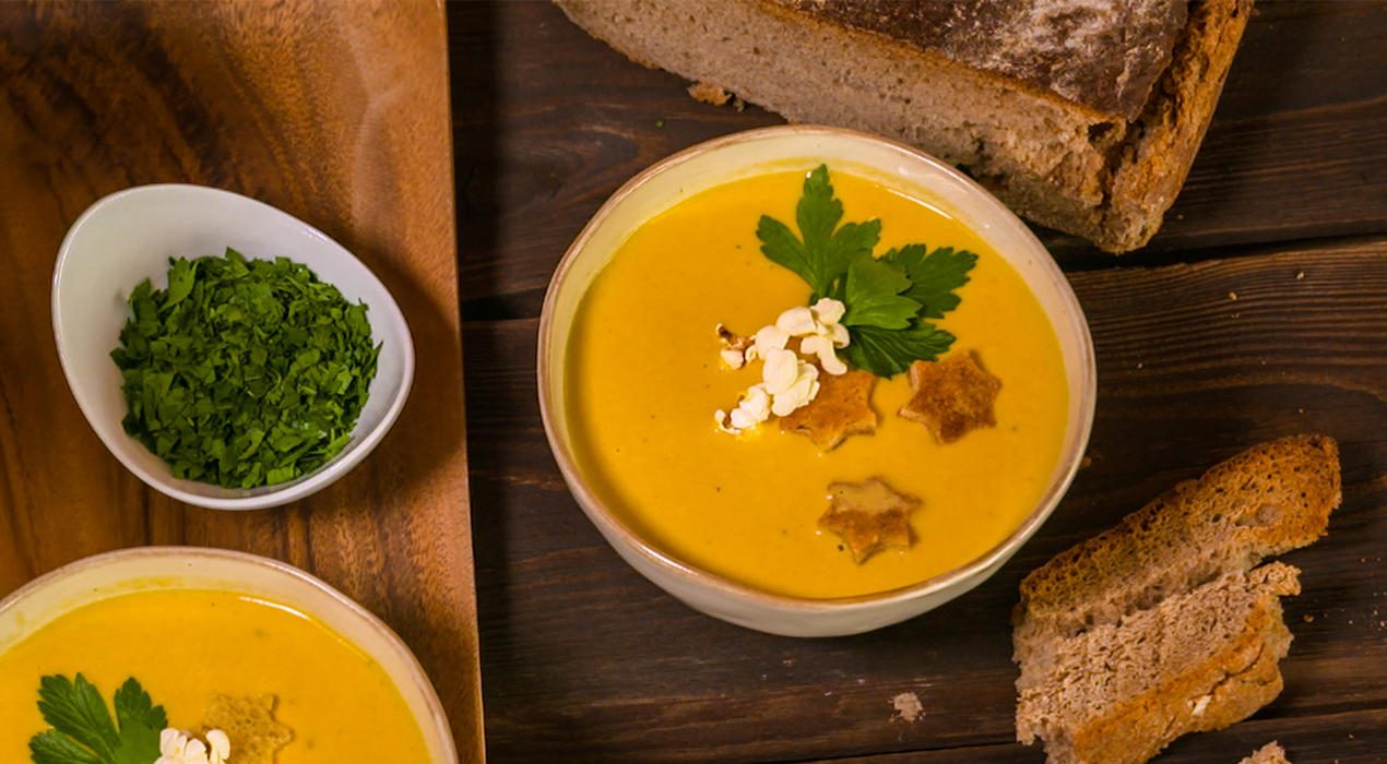XXXLecker-Maissuppe-mit-Knuspersternen