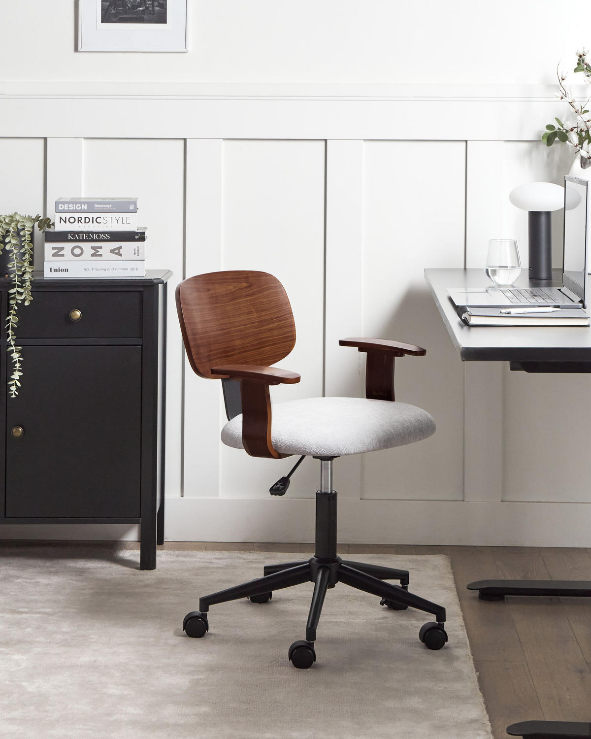 SCHREIBTISCHSTUHL Hellgrau Gunnison - Hellgrau/Braun, Textil (63/74/63cm) - Beliani