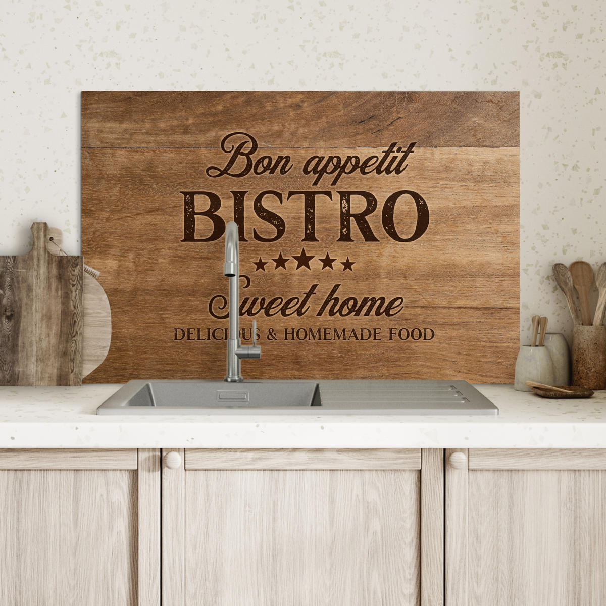 SPRITZSCHUTZ KÜCHE Zitat - Bistro - Guten Appetit - Süßes Zuhause - Holzmaserung 60x40 cm - Braun, Metall (60/0.3/40cm) - MuchoWow