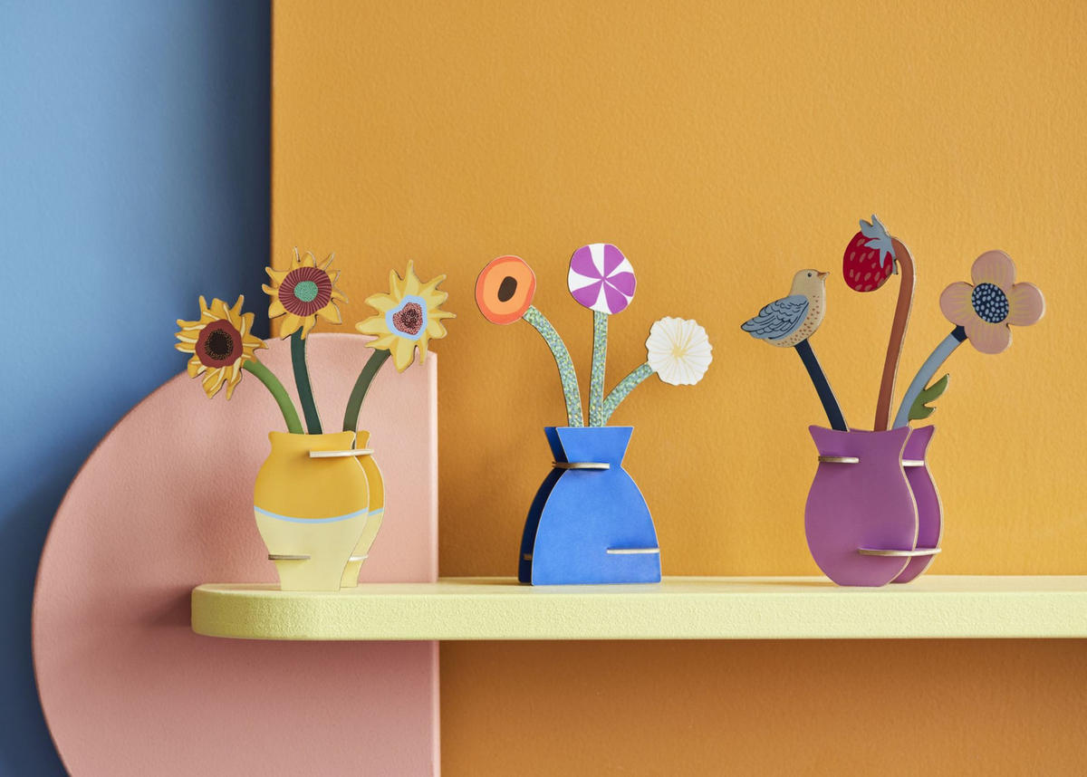 DEKOFIGUR Verspielte Blüte 4/14.5 cm - Multicolor, Wellpappe (4/14.5/13cm) - KUNSTLOFT