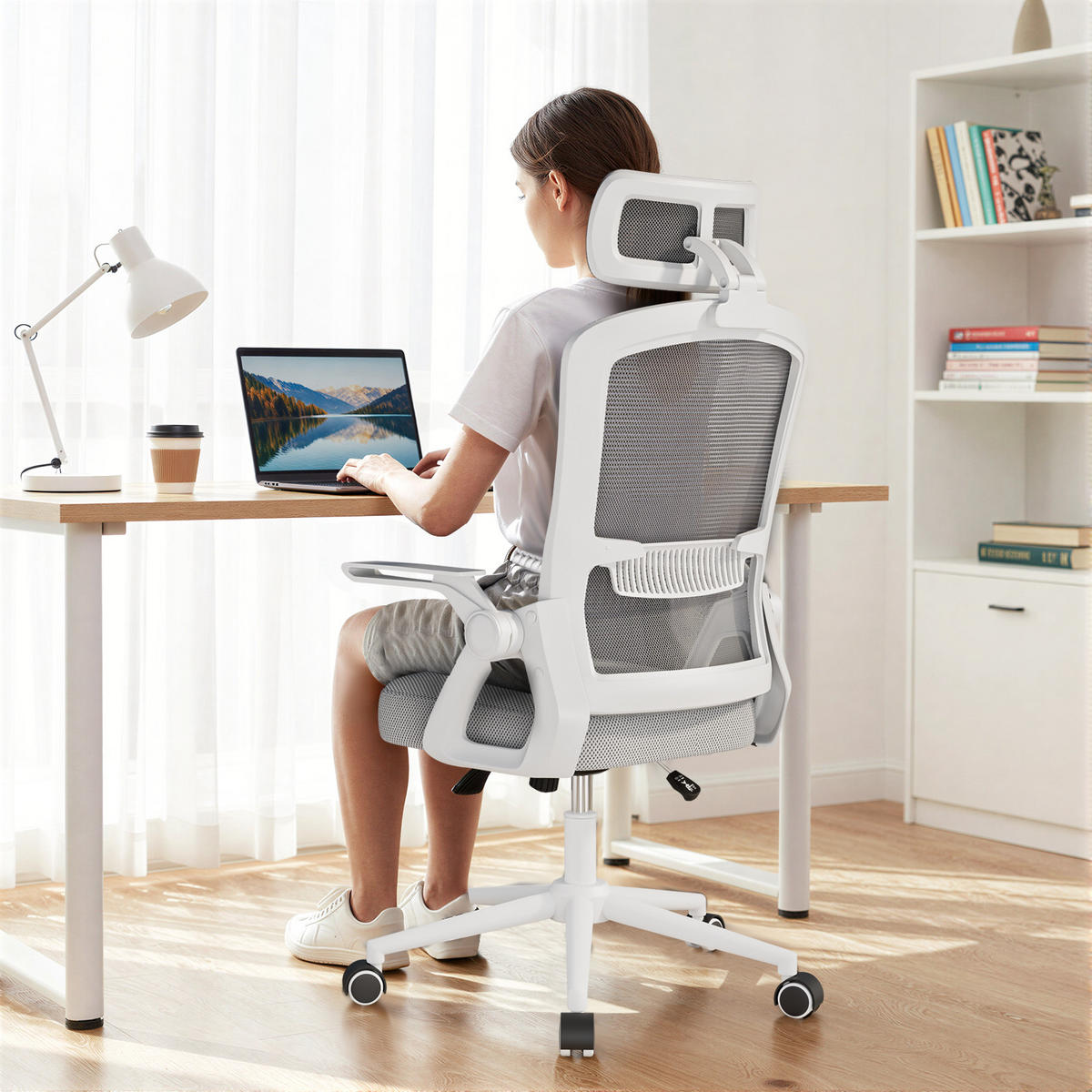 DREHSTUHL Mesh Weiß-Grau ergonomisch klappbare Armlehnen - Grau, Metall (23.5/52/62.5cm) - Rattrix