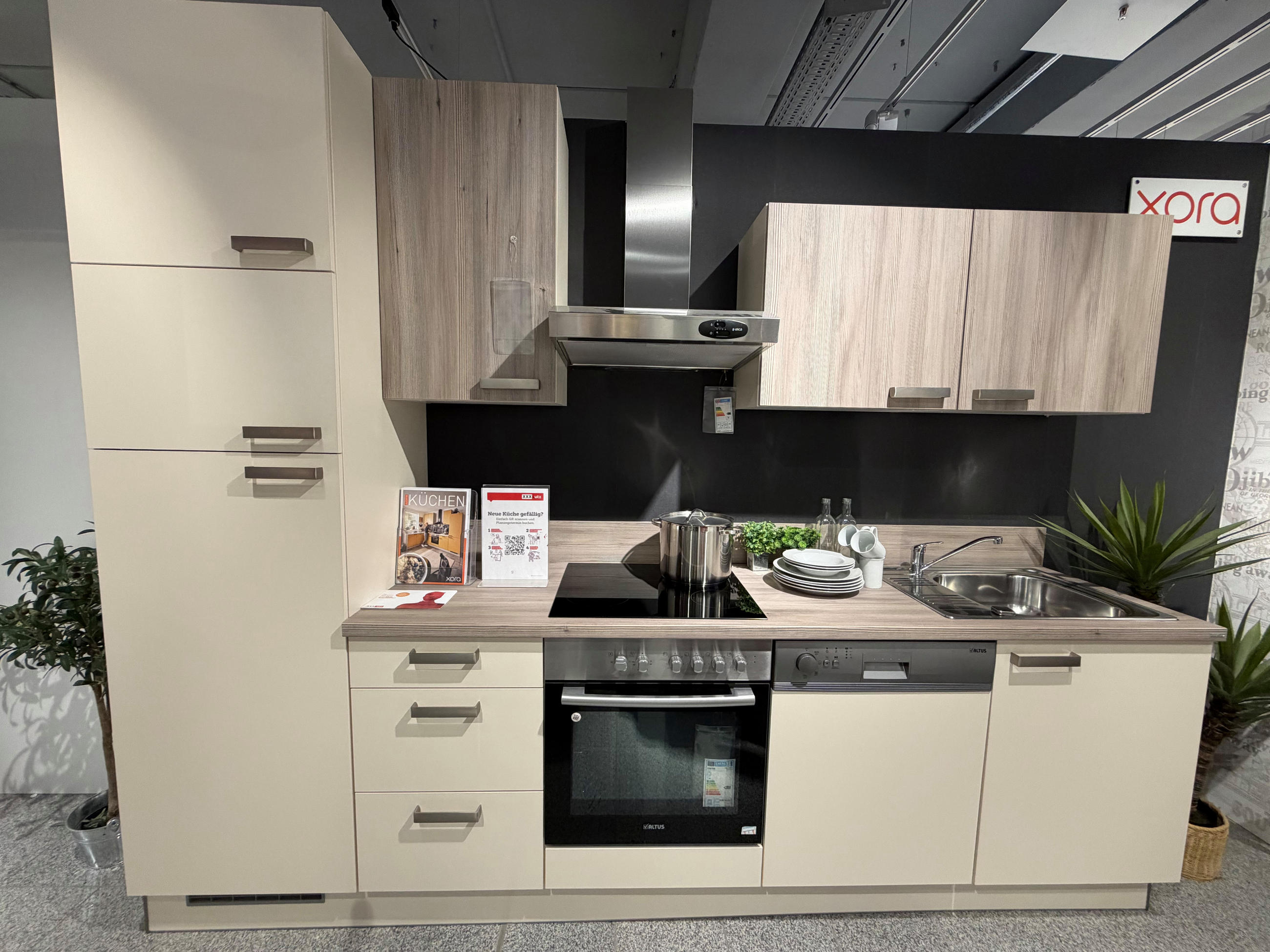 EINBAUKÜCHE XO 08 - Xora