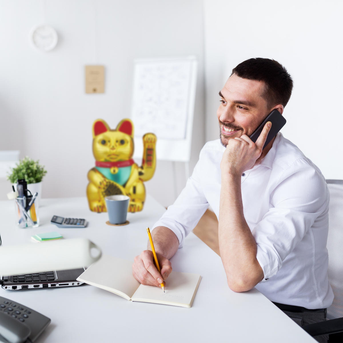 WINKEKATZE - zlatá, kov/plast (22/30/17cm) - Relaxdays