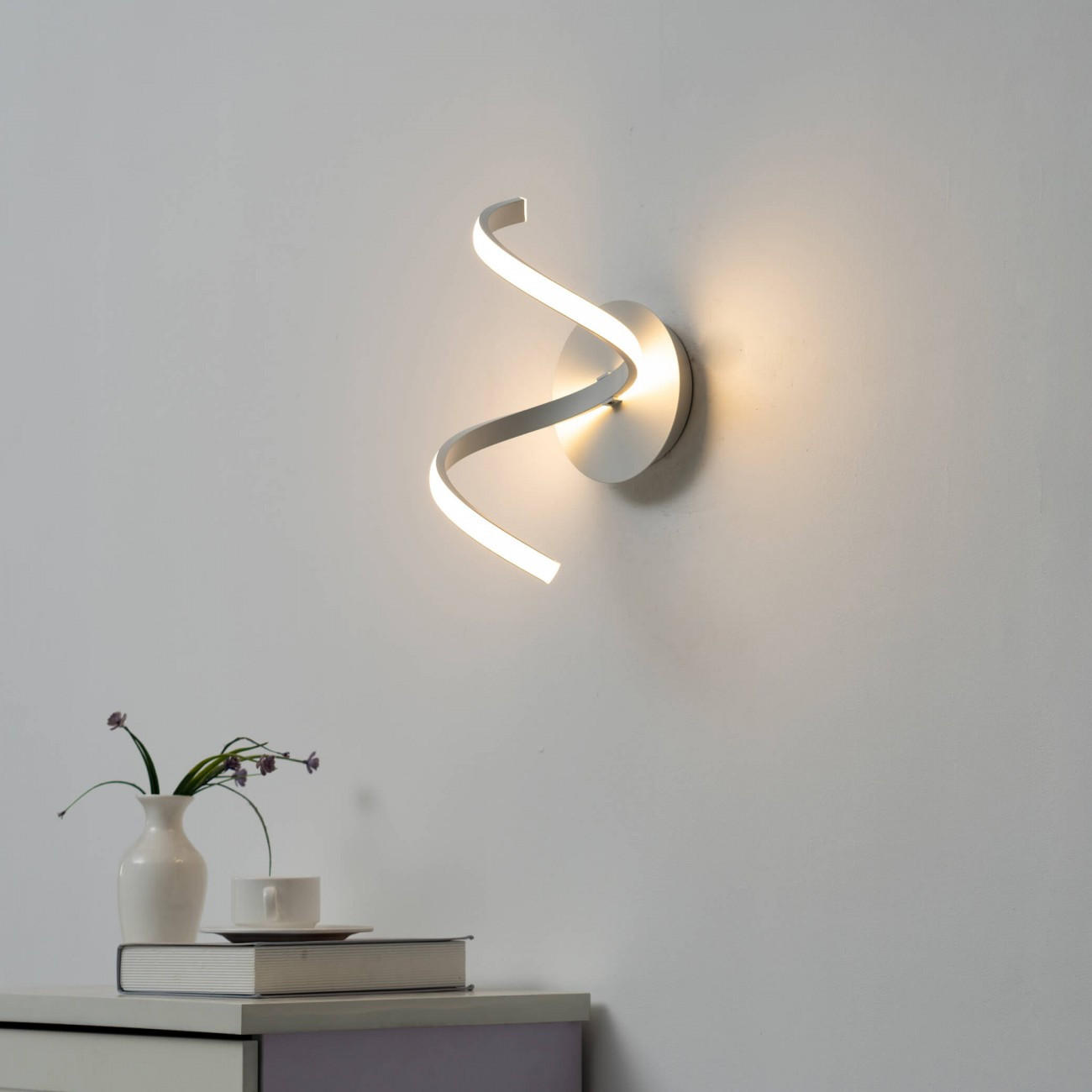 WANDLEUCHTE Vortex, Weiß, 35cm - Weiß, Metall (20/35/19cm) - KOSILUM