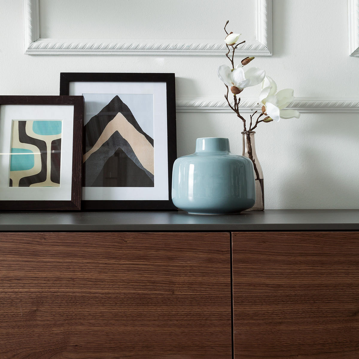 FURNIERTES SIDEBOARD - Dunkelgrau/Walnussfarben, Holzwerkstoff/Metall (208/72/45cm) - home24